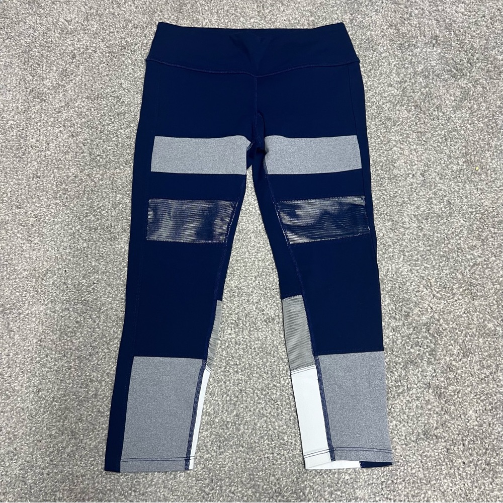 SPLITS59 Leggings Medium Blue Gray Splits 59 Color Block Mesh Vested Capri